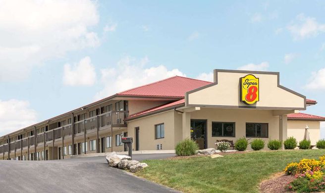Super 8 Greencastle Exterior