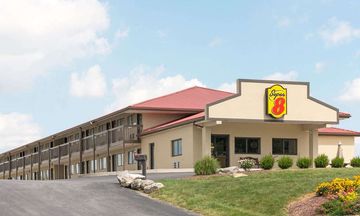 Super 8 Greencastle