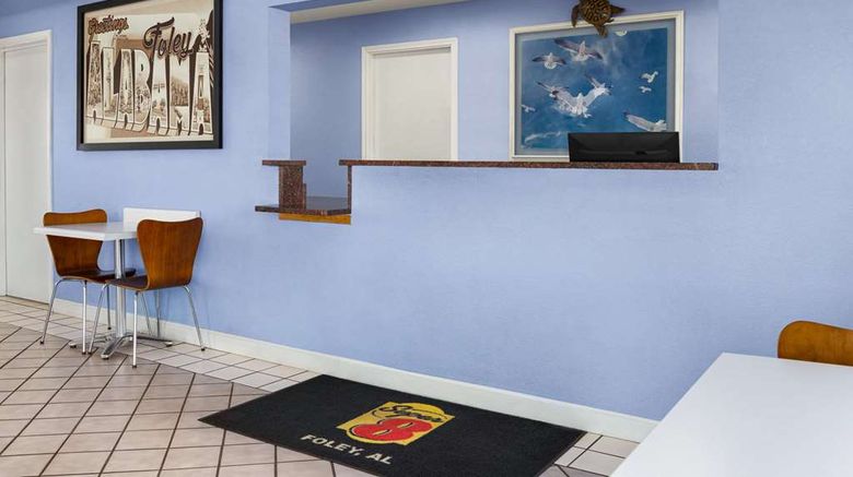 <b>Super 8 Foley Lobby</b>. Images powered by <a href="https://iceportal.shijigroup.com/" title="IcePortal" target="_blank">IcePortal</a>.