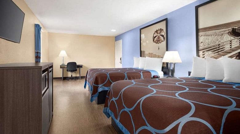 <b>Super 8 Foley Suite</b>. Images powered by <a href="https://iceportal.shijigroup.com/" title="IcePortal" target="_blank">IcePortal</a>.