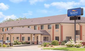 Baymont Inn & Suites Waterloo