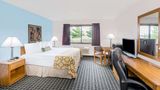 Baymont Inn & Suites-Marshalltown Room