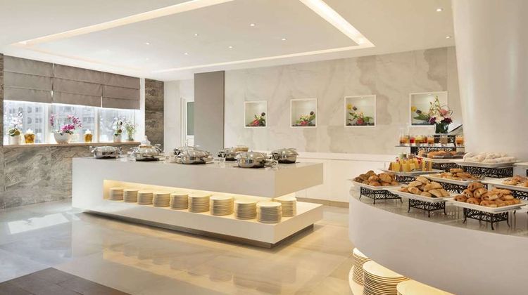 Ramada Abu Dhabi Corniche Restaurant