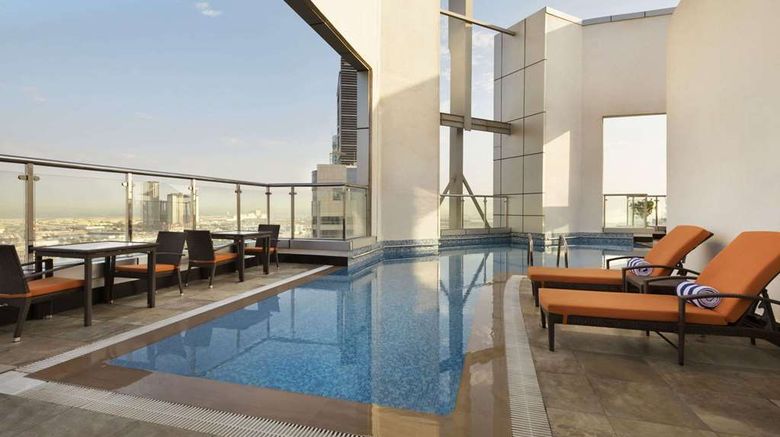 <b>Ramada Abu Dhabi Corniche Pool</b>. Images powered by <a href="https://iceportal.shijigroup.com/" title="IcePortal" target="_blank">IcePortal</a>.