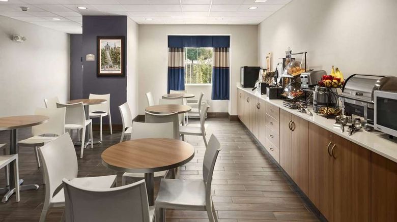 <b>Microtel Inn/Suites by Wyndham Lynchburg Other</b>. Images powered by <a href="https://iceportal.shijigroup.com/" title="IcePortal" target="_blank">IcePortal</a>.