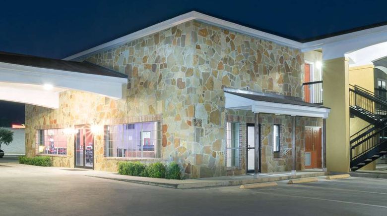<b>Super 8 San Antonio near Ft Sam Houston Exterior</b>. Images powered by <a href="https://iceportal.shijigroup.com/" title="IcePortal" target="_blank">IcePortal</a>.