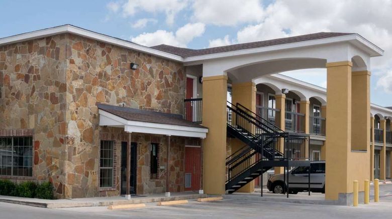 Super 8 San Antonio near Ft Sam Houston Exterior. Images powered by <a href="https://iceportal.shijigroup.com" target="_blank" rel="noopener">Ice Portal</a>.