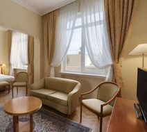 Ramada Plovdiv Trimontium Room
