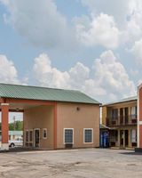 Days Inn by Wyndham Carlisle