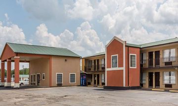 Days Inn by Wyndham Carlisle