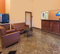Days Inn by Wyndham Carlisle Lobby