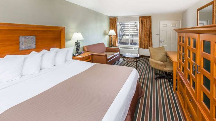 Days Inn by Wyndham Carlisle Room