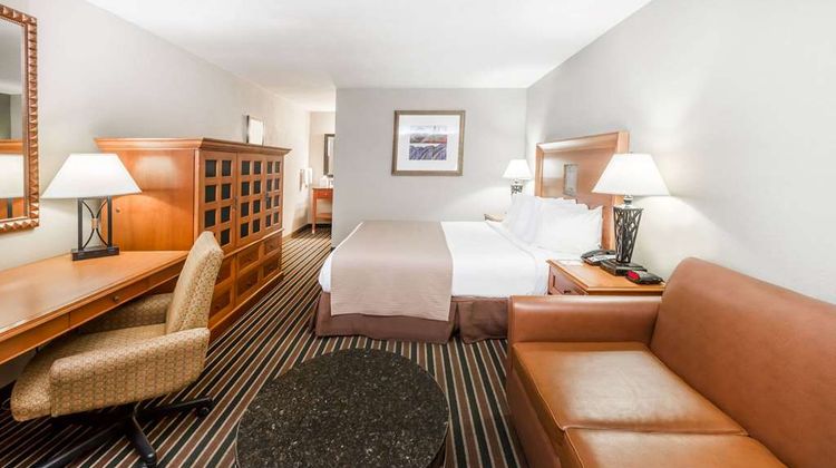 Days Inn by Wyndham Carlisle Room