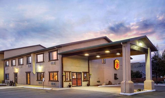 Super 8 Kremmling Exterior