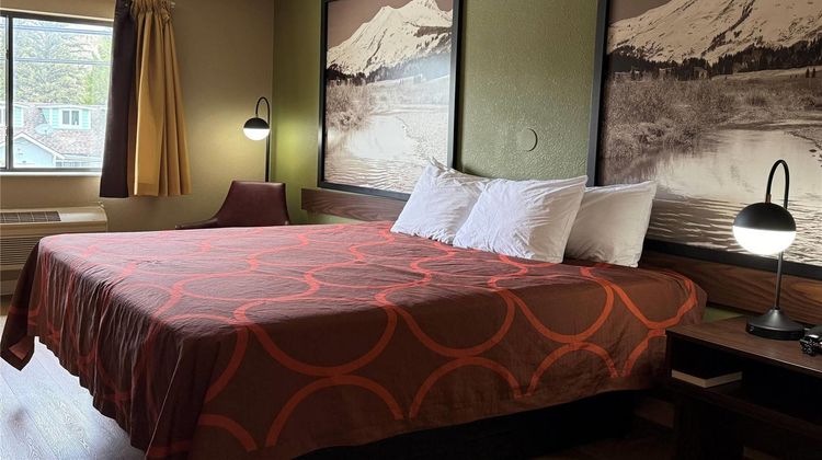 Super 8 Kremmling Room