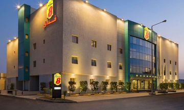 Super 8 Al Riyadh