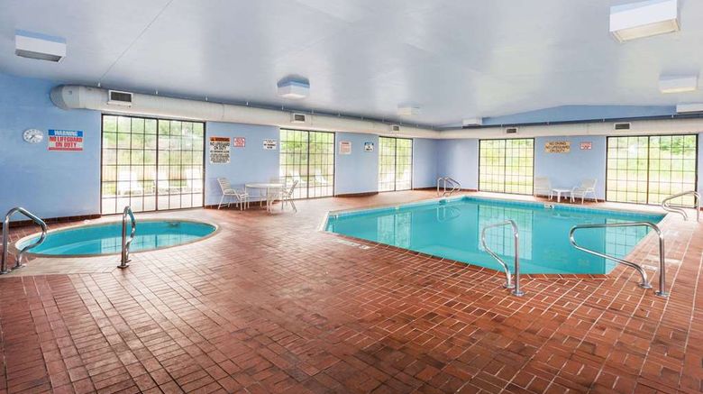 <b>Baymont Inn & Suites Michigan City Pool</b>. Images powered by <a href="https://iceportal.shijigroup.com/" title="IcePortal" target="_blank">IcePortal</a>.