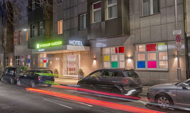 Wyndham Garden City Centre Koenigsallee Exterior