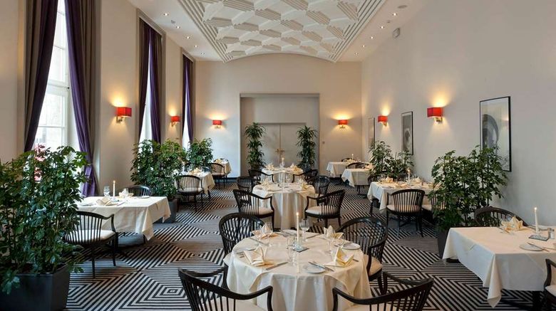 <b>Wyndham Duisburger Hof Restaurant</b>. Images powered by <a href="https://iceportal.shijigroup.com/" title="IcePortal" target="_blank">IcePortal</a>.