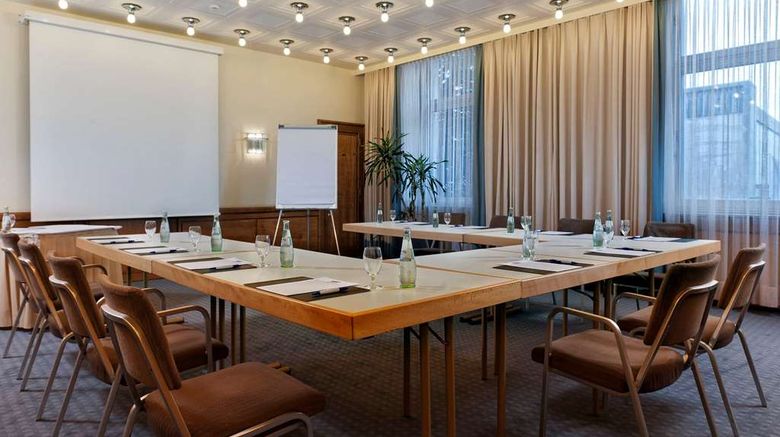 <b>Wyndham Duisburger Hof Meeting</b>. Images powered by <a href="https://iceportal.shijigroup.com/" title="IcePortal" target="_blank">IcePortal</a>.