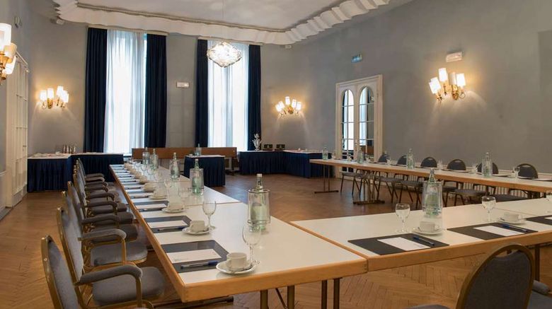 <b>Wyndham Duisburger Hof Meeting</b>. Images powered by <a href="https://iceportal.shijigroup.com/" title="IcePortal" target="_blank">IcePortal</a>.