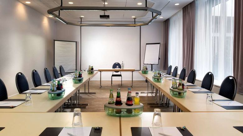 <b>Wyndham Garden Kassel Meeting</b>. Images powered by <a href="https://iceportal.shijigroup.com/" title="IcePortal" target="_blank">IcePortal</a>.