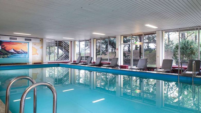 <b>Wyndham Garden Kassel Pool</b>. Images powered by <a href="https://iceportal.shijigroup.com/" title="IcePortal" target="_blank">IcePortal</a>.