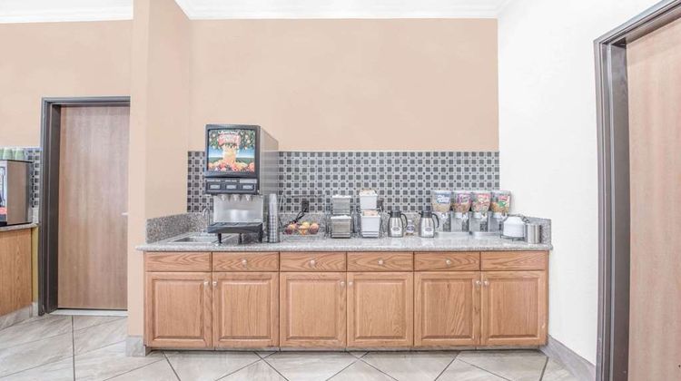 Baymont Inn & Suites Pearsall Other