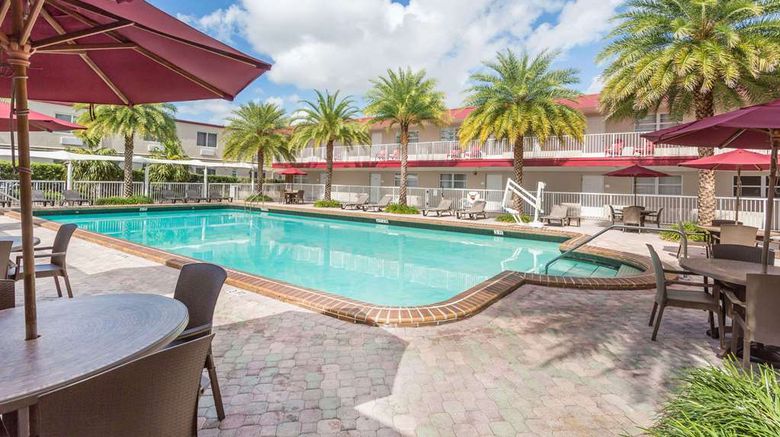 <b>Ramada Miami Springs/Miami Intl Airport Pool</b>. Images powered by <a href="https://iceportal.shijigroup.com/" title="IcePortal" target="_blank">IcePortal</a>.