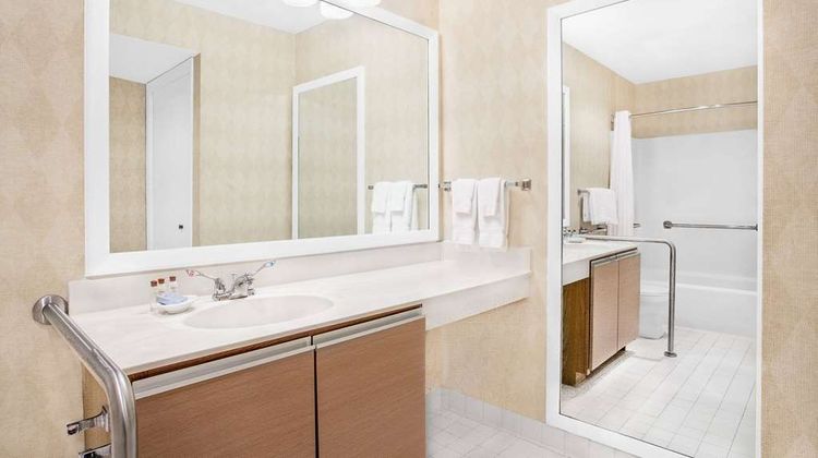 Hawthorn Extended Stay Green Bay Room