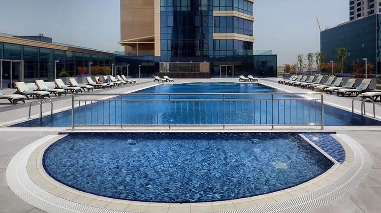 Wyndham Grand İstanbul Levent Pool