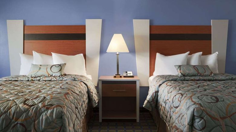 <b>Days Inn West Yarmouth/Hyannis Room</b>. Images powered by <a href="https://iceportal.shijigroup.com/" title="IcePortal" target="_blank">IcePortal</a>.