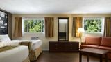 Super 8 Brockville Suite
