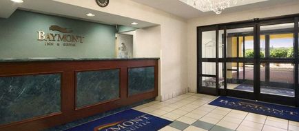 Baymont Inn & Suites Crossville Lobby
