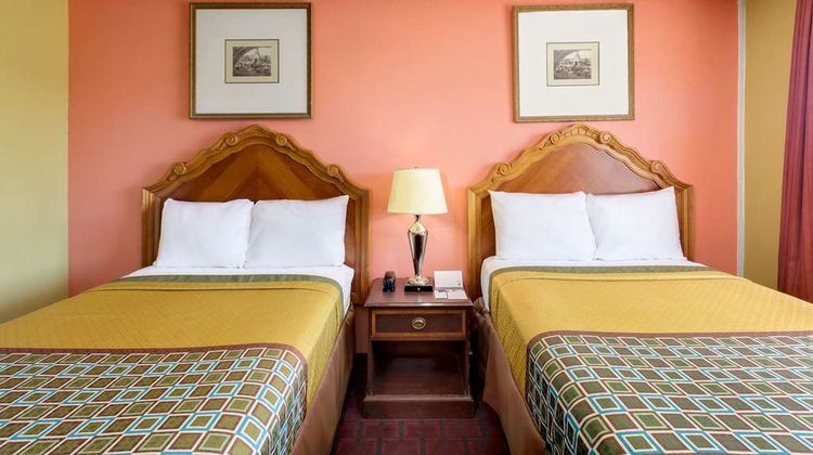 Knights Inn Big Spring Room