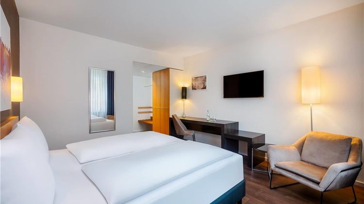 Wyndham Garden Potsdam Room