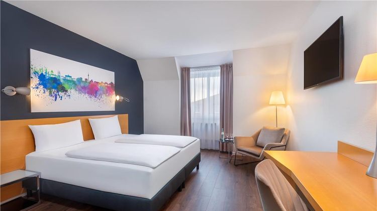Wyndham Garden Potsdam Room