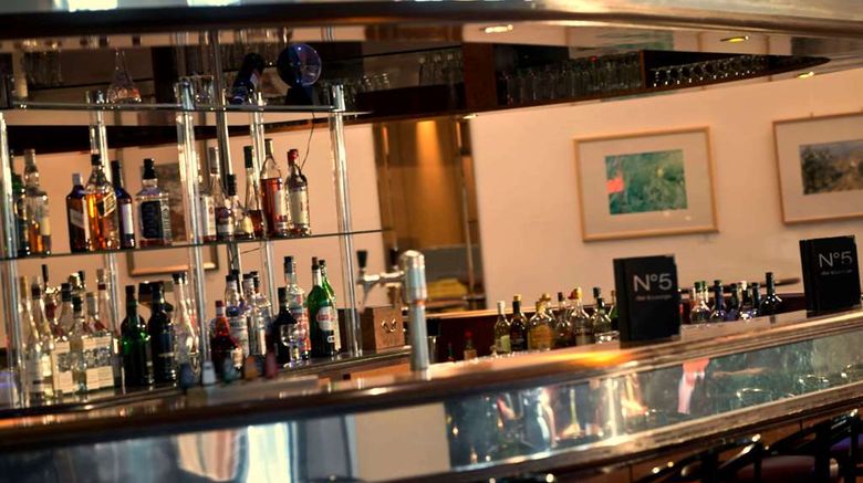 <b>Wyndham Garden Duesseldorf Mettman Restaurant</b>. Images powered by <a href="https://iceportal.shijigroup.com/" title="IcePortal" target="_blank">IcePortal</a>.