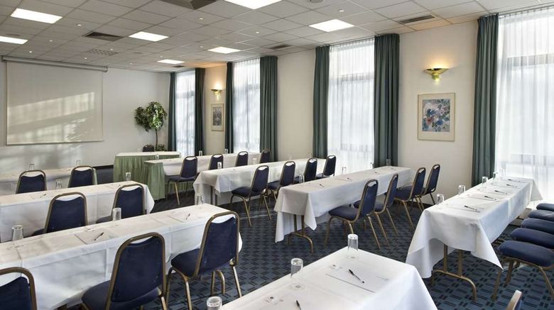 <b>Wyndham Garden Duesseldorf Mettman Meeting</b>. Images powered by <a href="https://iceportal.shijigroup.com/" title="IcePortal" target="_blank">IcePortal</a>.