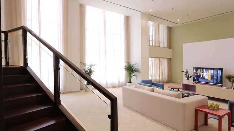 Ramada Hotel & Suites Dubai JBR Suite