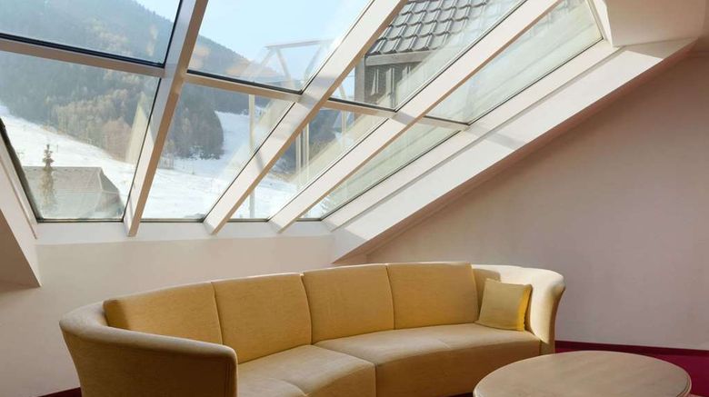 <b>Ramada Hotel & Suites Kranjska Gora Lobby</b>. Images powered by <a href="https://iceportal.shijigroup.com/" title="IcePortal" target="_blank">IcePortal</a>.