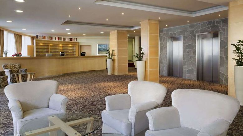 <b>Ramada Hotel & Suites Kranjska Gora Lobby</b>. Images powered by <a href="https://iceportal.shijigroup.com/" title="IcePortal" target="_blank">IcePortal</a>.
