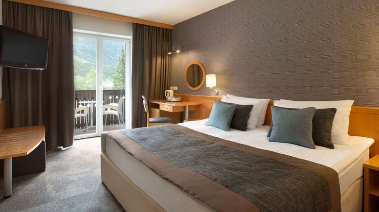 <b>Ramada Resort Kranjska Gora Room</b>. Images powered by <a href="https://iceportal.shijigroup.com/" title="IcePortal" target="_blank">IcePortal</a>.