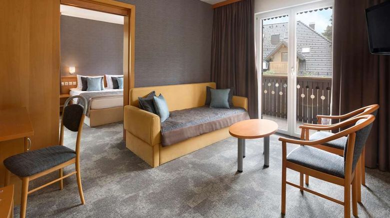 <b>Ramada Resort Kranjska Gora Suite</b>. Images powered by <a href="https://iceportal.shijigroup.com/" title="IcePortal" target="_blank">IcePortal</a>.