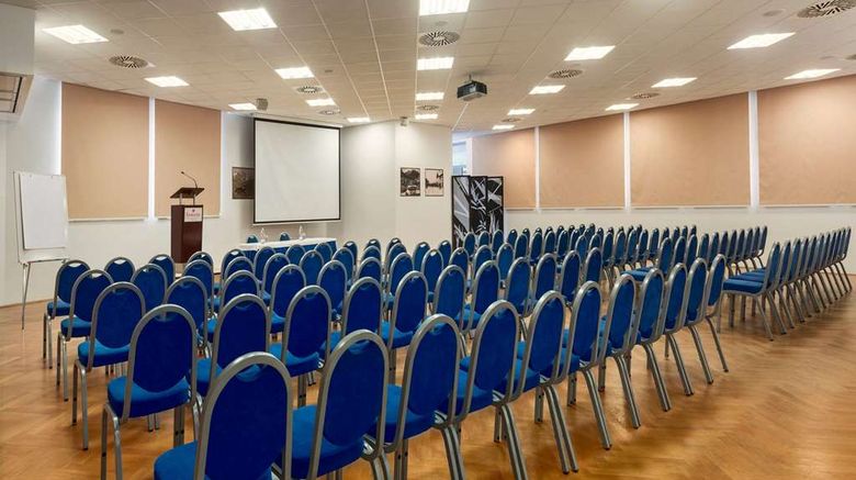 <b>Ramada Resort Kranjska Gora Meeting</b>. Images powered by <a href="https://iceportal.shijigroup.com/" title="IcePortal" target="_blank">IcePortal</a>.