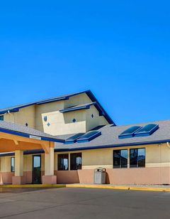 Super 8 Hutchinson
