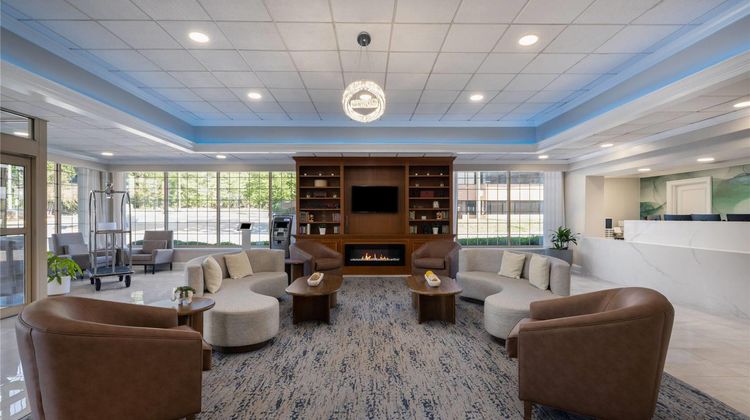 Wyndham Garden Manassas Lobby