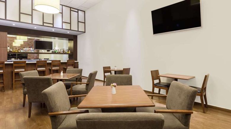 <b>Wyndham Garden Monterrey Norte Restaurant</b>. Images powered by <a href="https://iceportal.shijigroup.com/" title="IcePortal" target="_blank">IcePortal</a>.