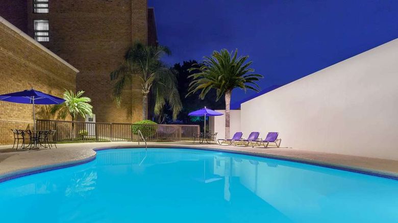 <b>Wyndham Garden Monterrey Norte Pool</b>. Images powered by <a href="https://iceportal.shijigroup.com/" title="IcePortal" target="_blank">IcePortal</a>.
