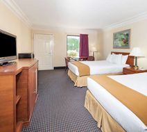 Super 8 Dalton/Convention Center Area Room